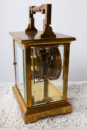 The movement #B 8705  typical round movement found in Boston mantel clocks and crystal regulator.