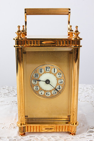 Carriage clock with Fignoles. Inscription 2747 C. A Boston Joseph Eastman 1880 time piece. Very attractive and collectible, adorned with four small turrets or finials. A SPARTA unique case.